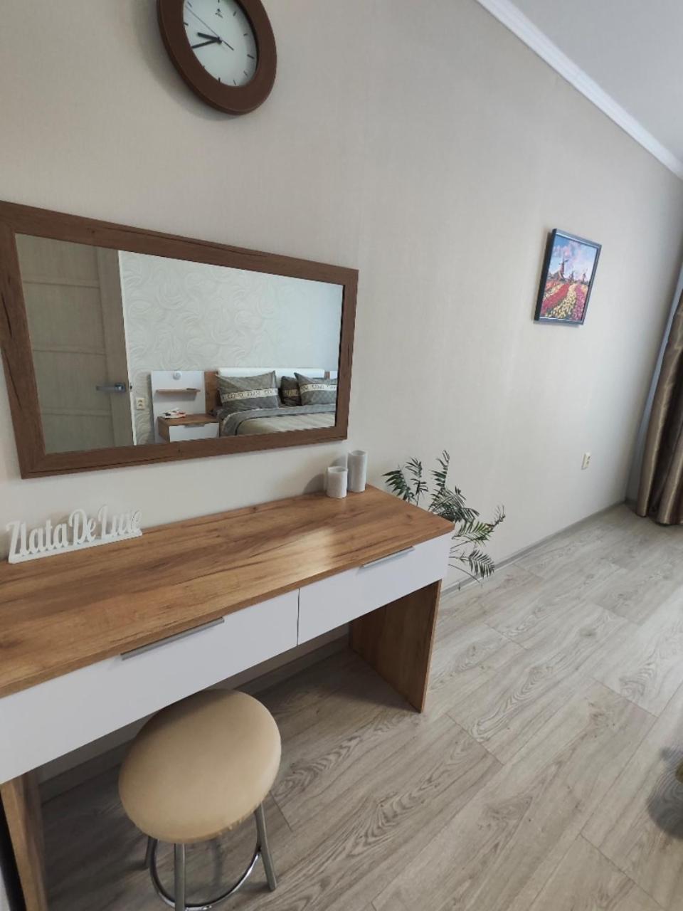 Zlata De Luxe Apartment